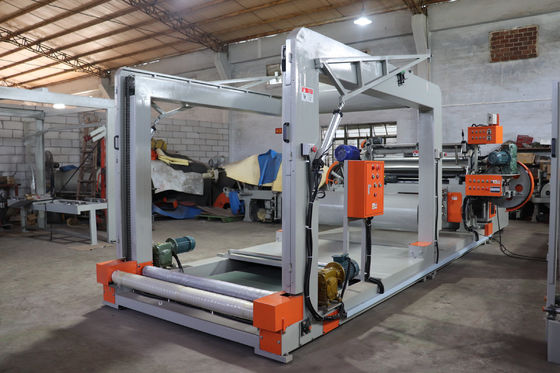 Macchina automatica di taglio di gomma di schiuma di polietilene per prodotti EPE EVA XPE CR EPDM