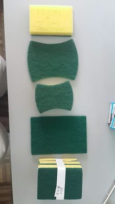 Macchina di taglio idraulica a striscia per la soluzione di produzione di cuscinetti da pulizia e spugne da cucina