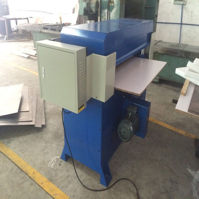 112000mm 2 abrasive pad Hydraulic Die Cutting Machine per la produzione di plastica a bolle
